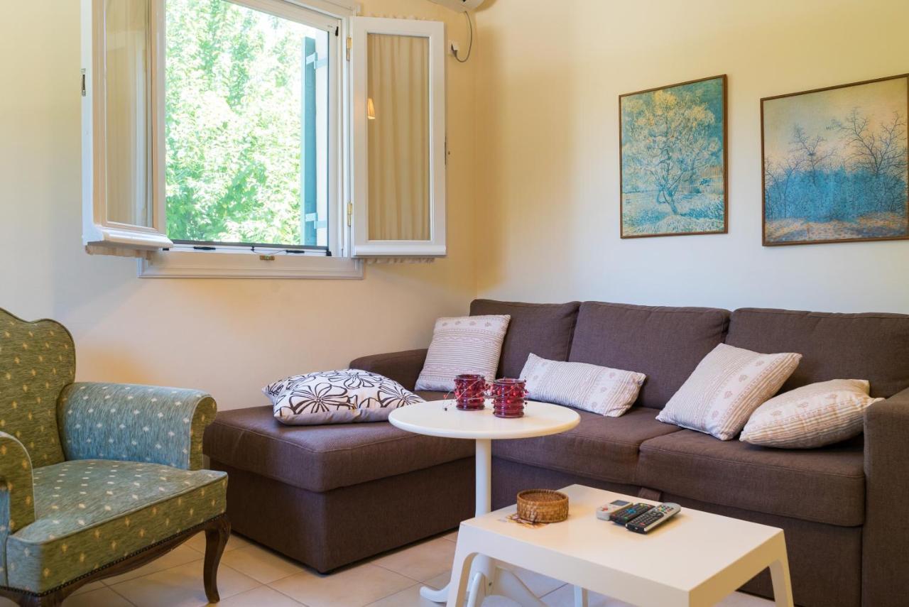 Apartment Avelia Pink *